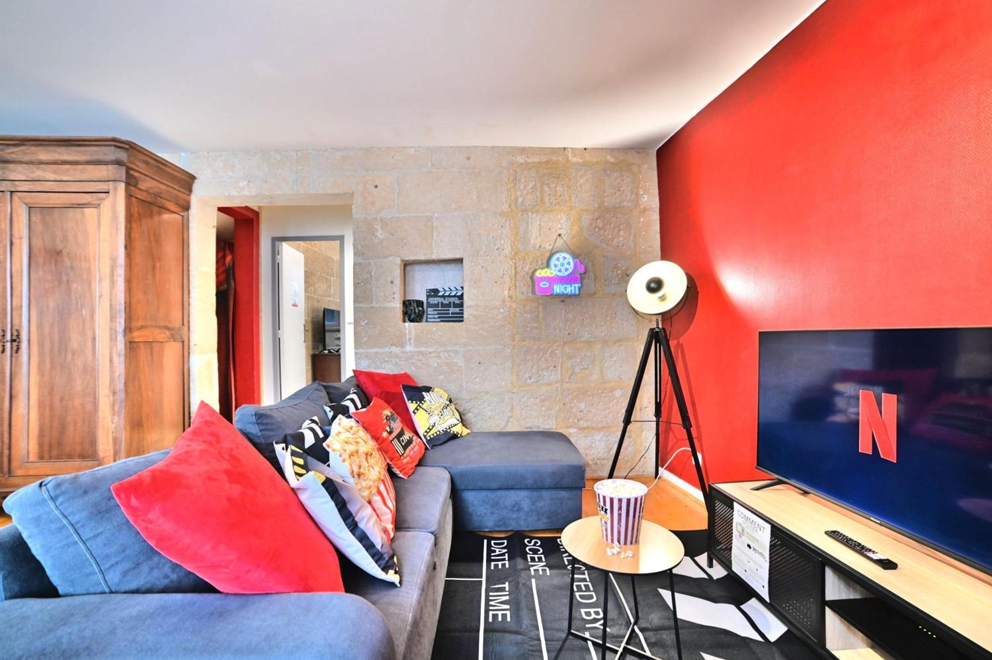 Olympia - Terrasse - Parking Gratuit - Centre Ville - Rez De Chaussee - Fibre Tv 4K Saintes Dış mekan fotoğraf