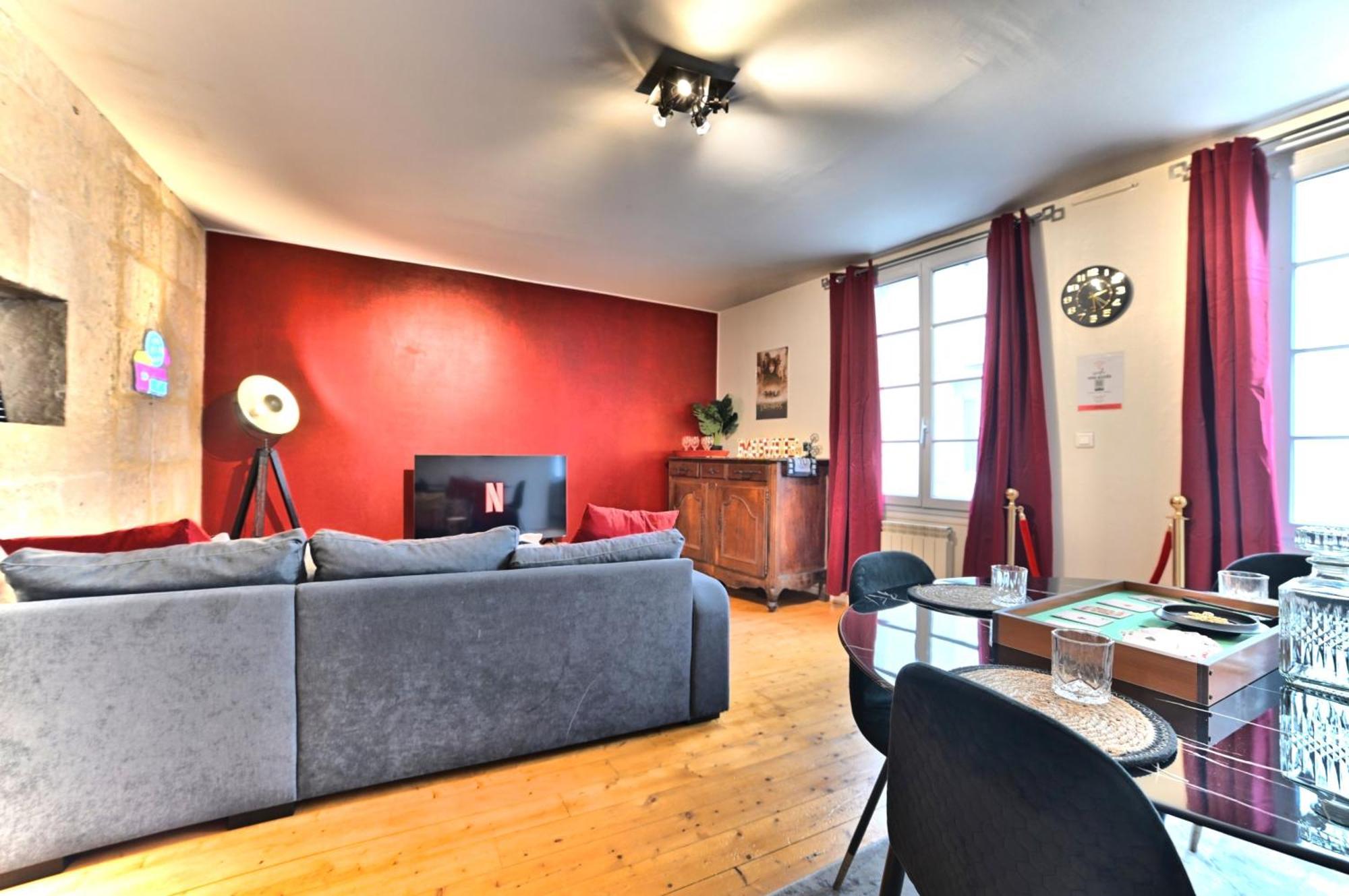 Olympia - Terrasse - Parking Gratuit - Centre Ville - Rez De Chaussee - Fibre Tv 4K Saintes Dış mekan fotoğraf